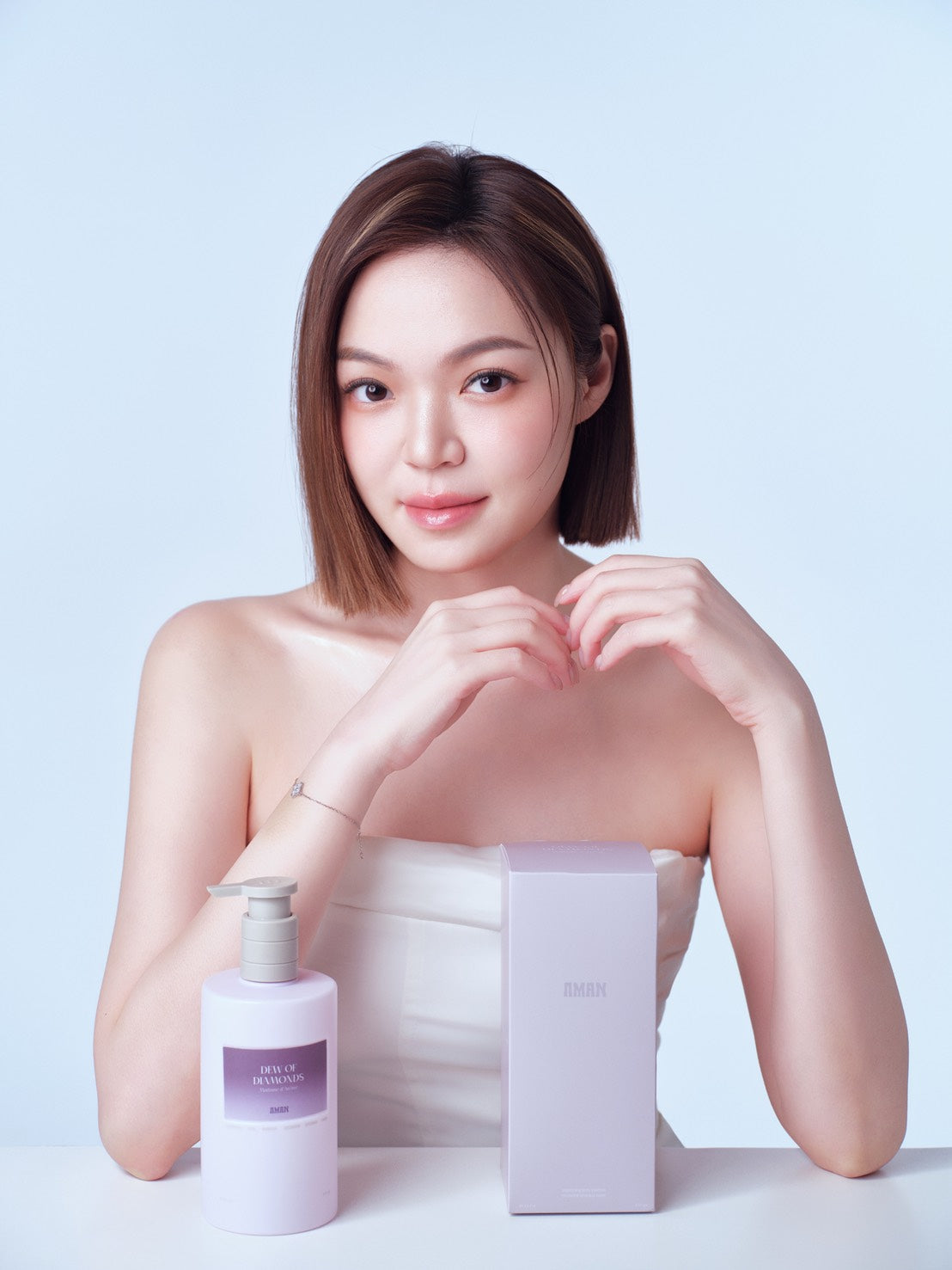 白富美-美白身體乳 [SHINE BRIGHT LIKE A DIAMOND]  400ml/$1980